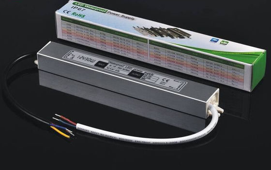 Yüksek kaliteli 24v 30w su geçirmez IP67 LED güç kaynağı LED sürücüsü satılıyor
