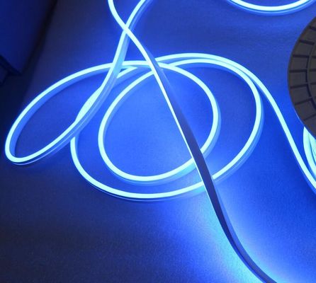 Mini yan çıkartıcı silikon su geçirmez dış mekan 12v LED neon fleks şeridi aydınlatması 6mm mavi