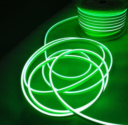 Mini boyut 6x12mm 2835SMD 120leds/m yeşil LED neon flex bant 24v 5cm kesilebilir silikon esnek şeritler